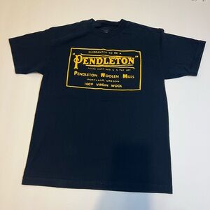 Pendleton navy blue t shirt size medium